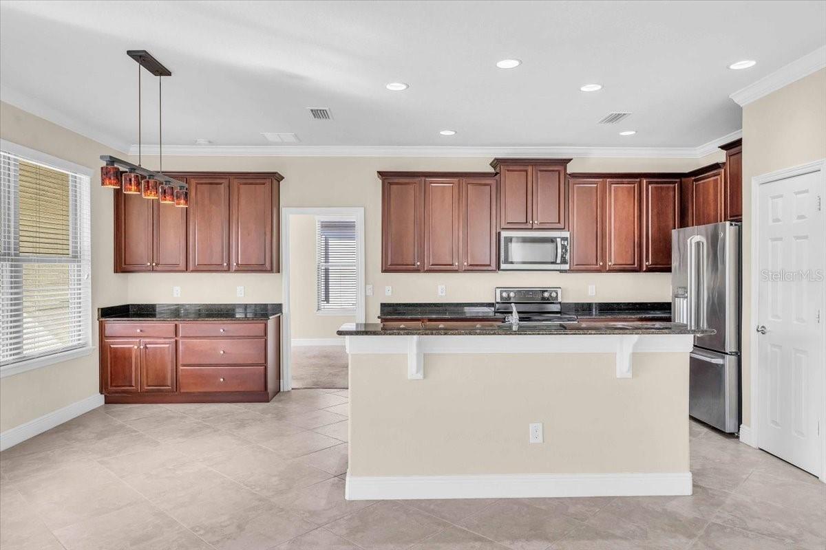 Kitchen View with Dry Bar | 368 Cedar Falls DrApollo Beach, FL  33572