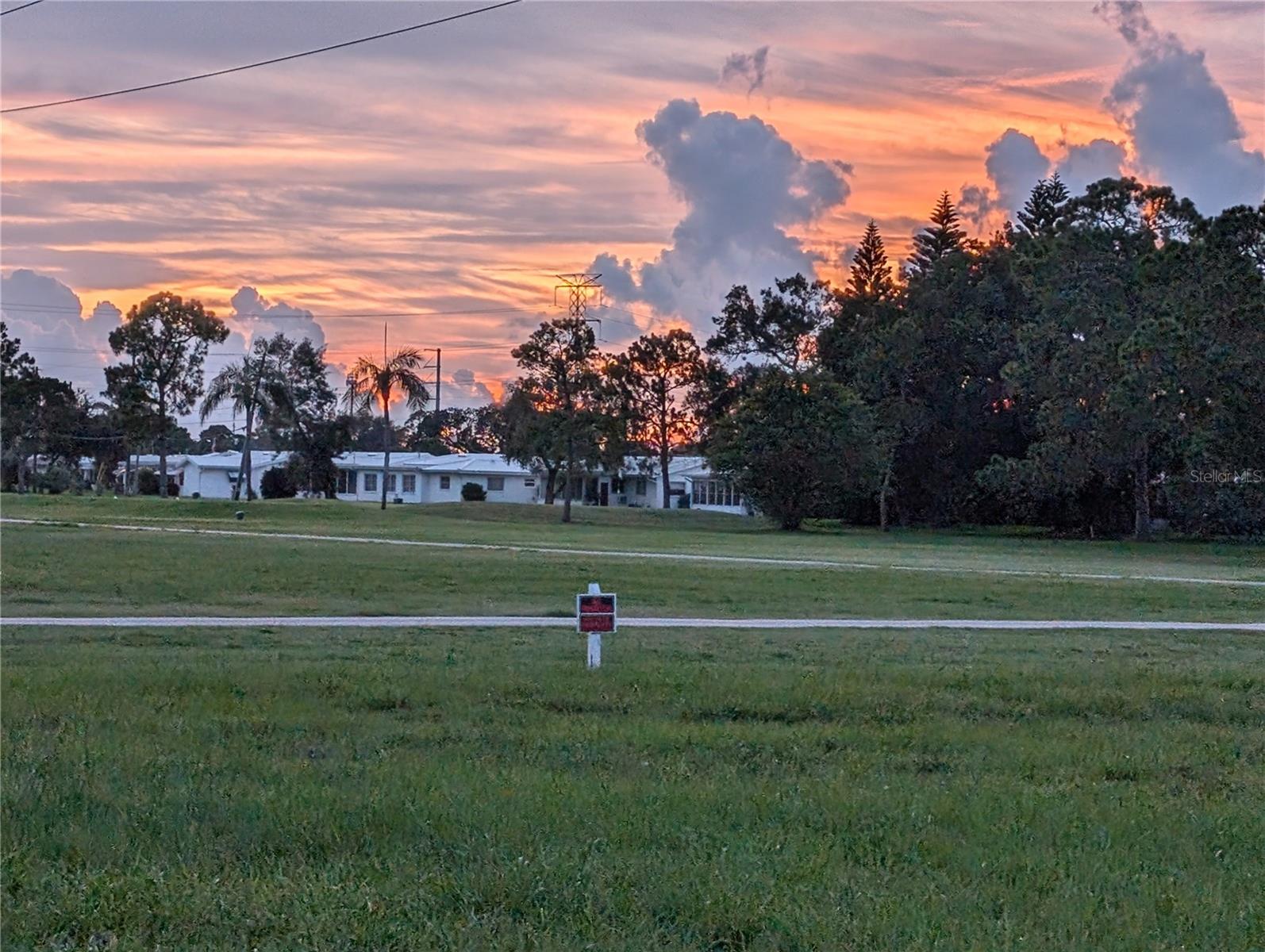 All the beauty Florida has to offer as you finish your game.