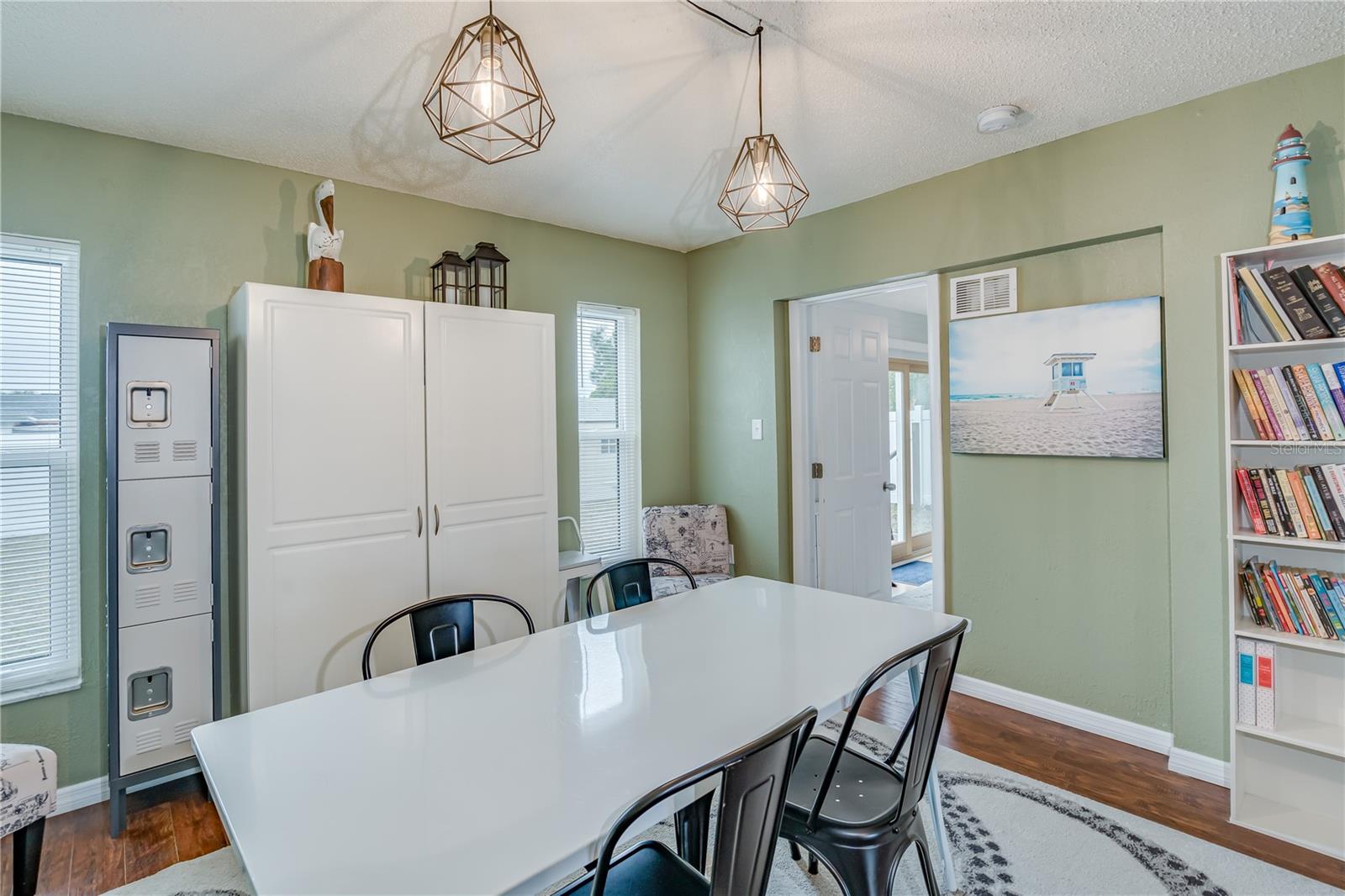 Dining Room/Bonus Room