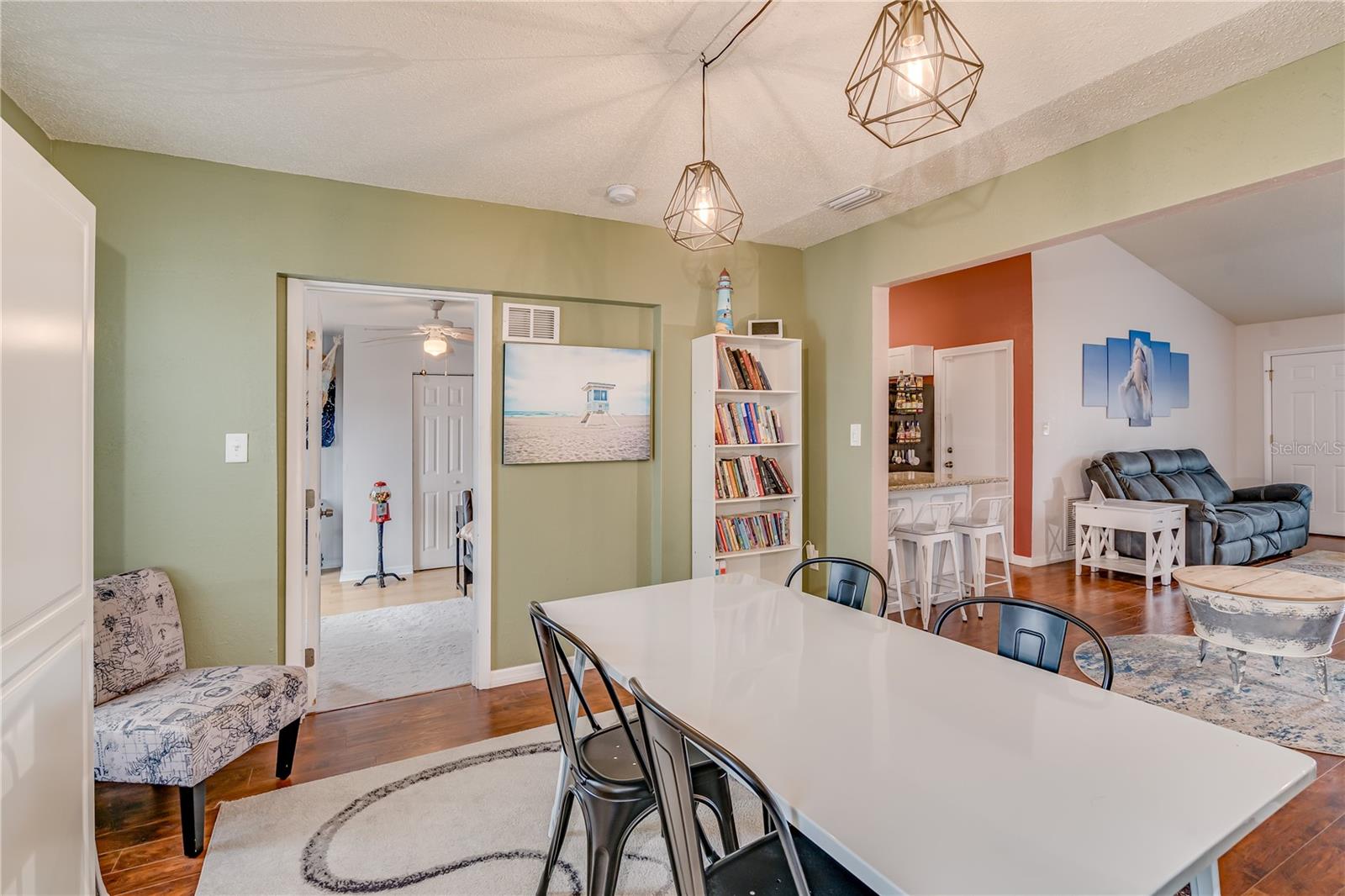 Dining Room/Bonus Room