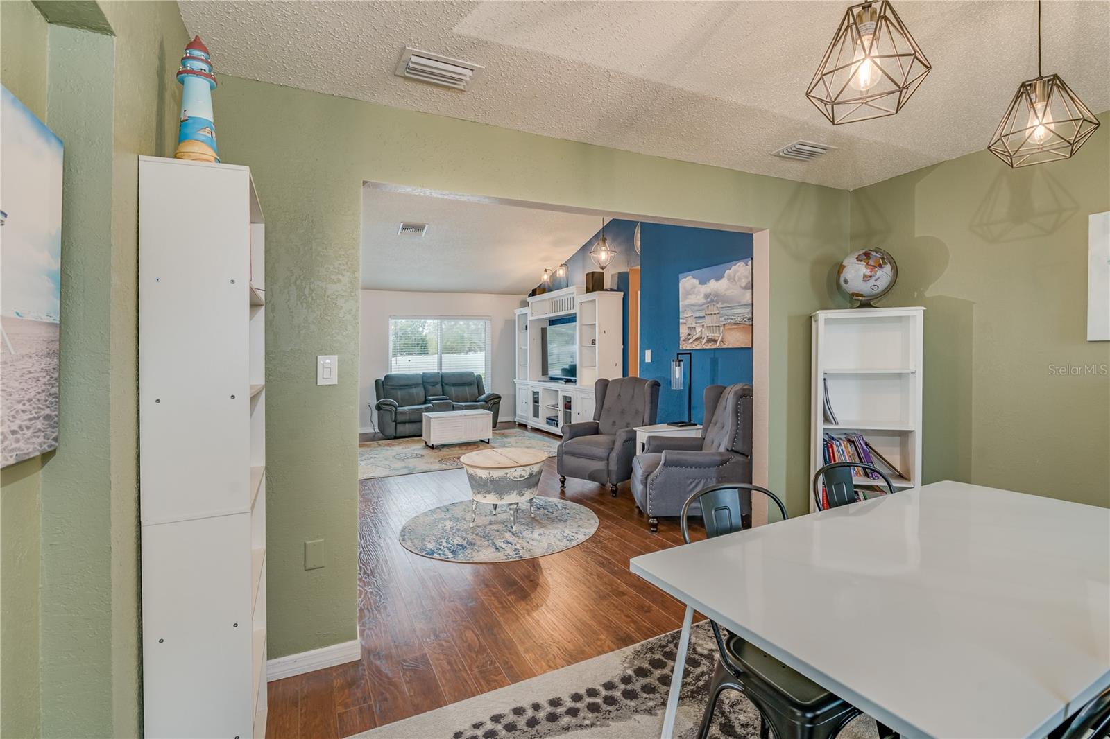 Dining Room/Bonus Room