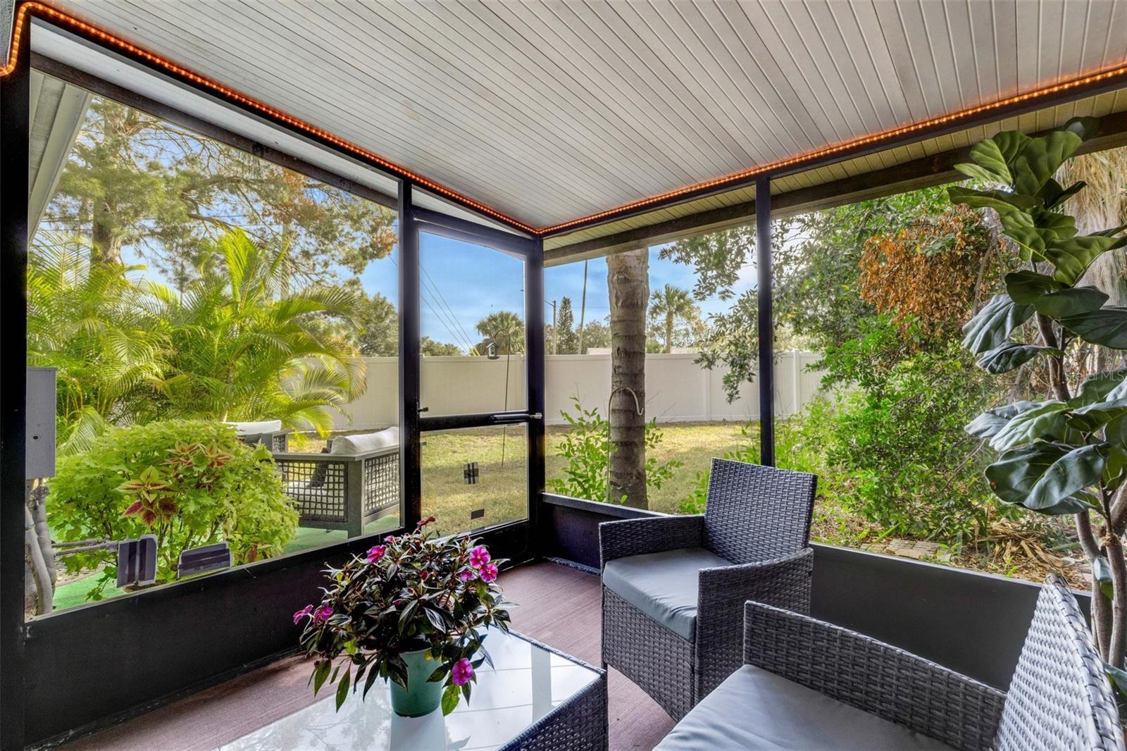 Screened Porch 3