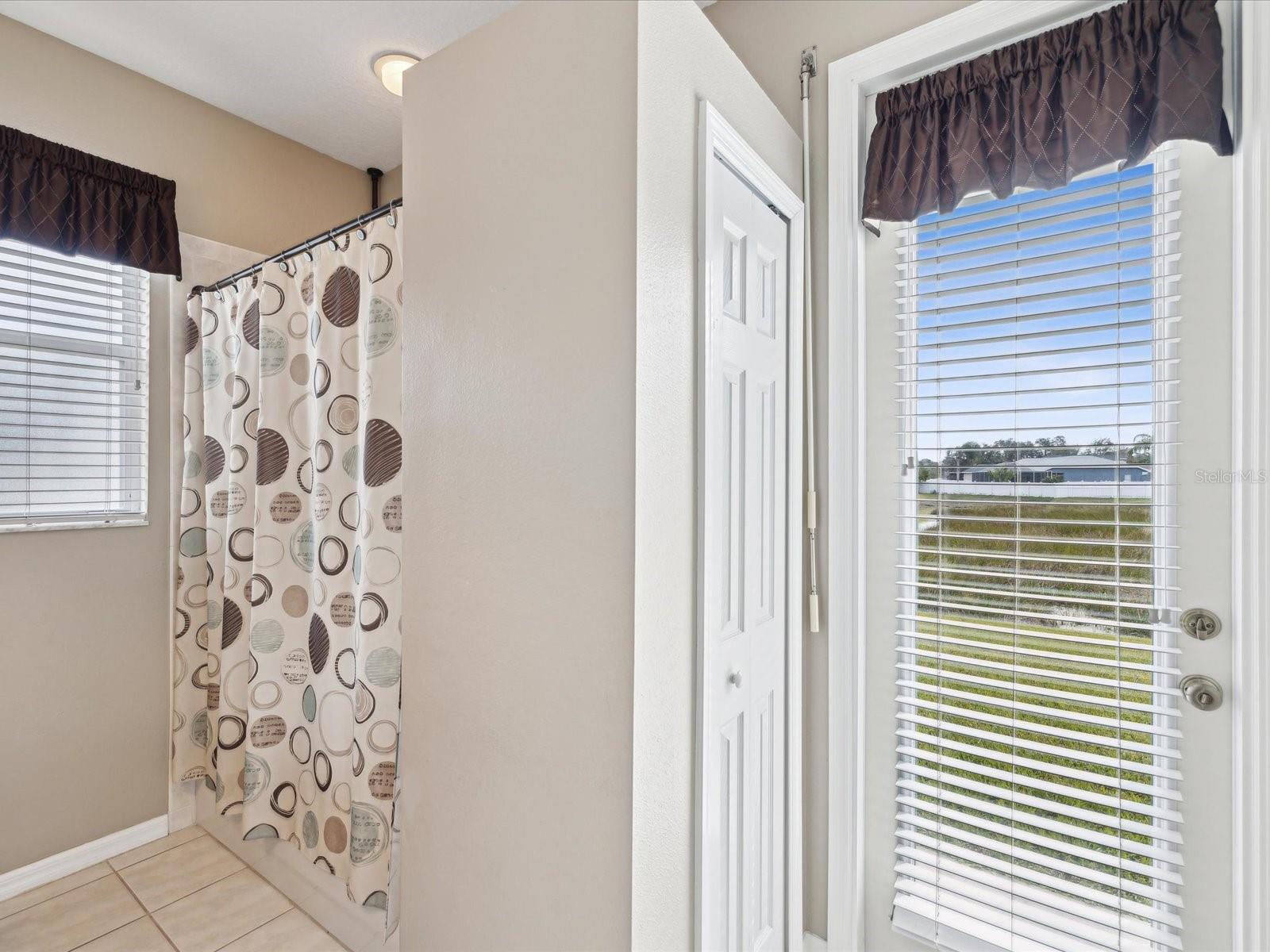 Guest bathroom between bedrooms 2 & 3, outdoor access