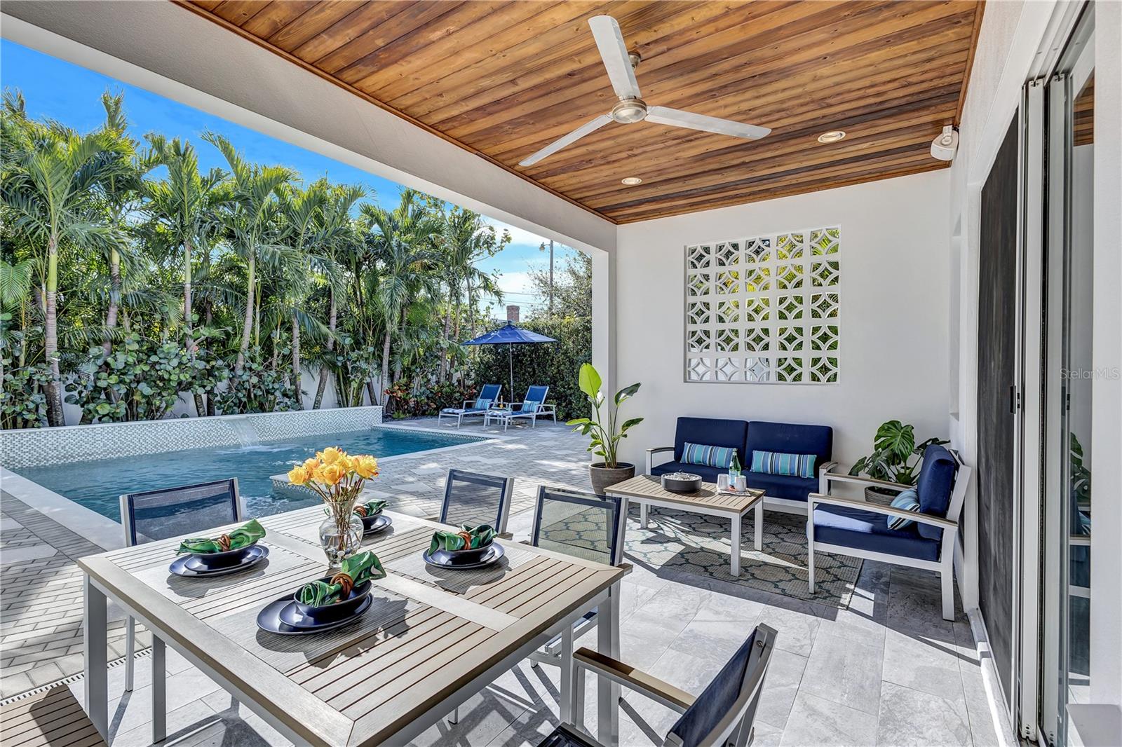 Inviting covered lanai overlooking pool