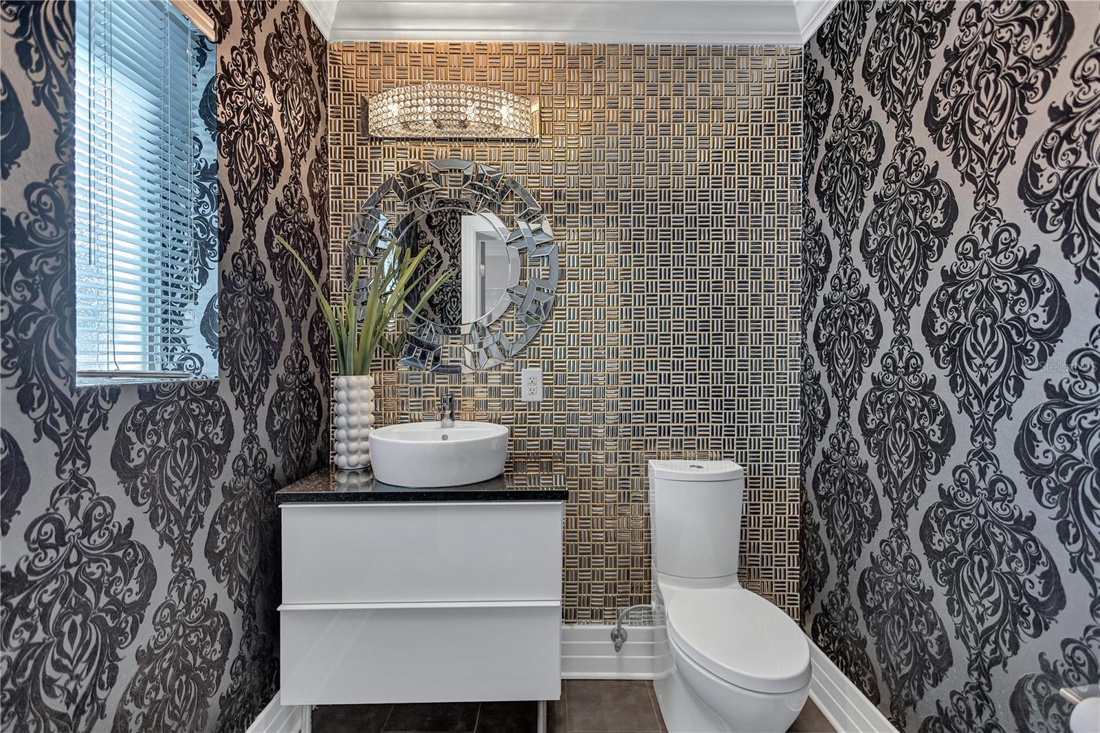 A powder room that makes a statement