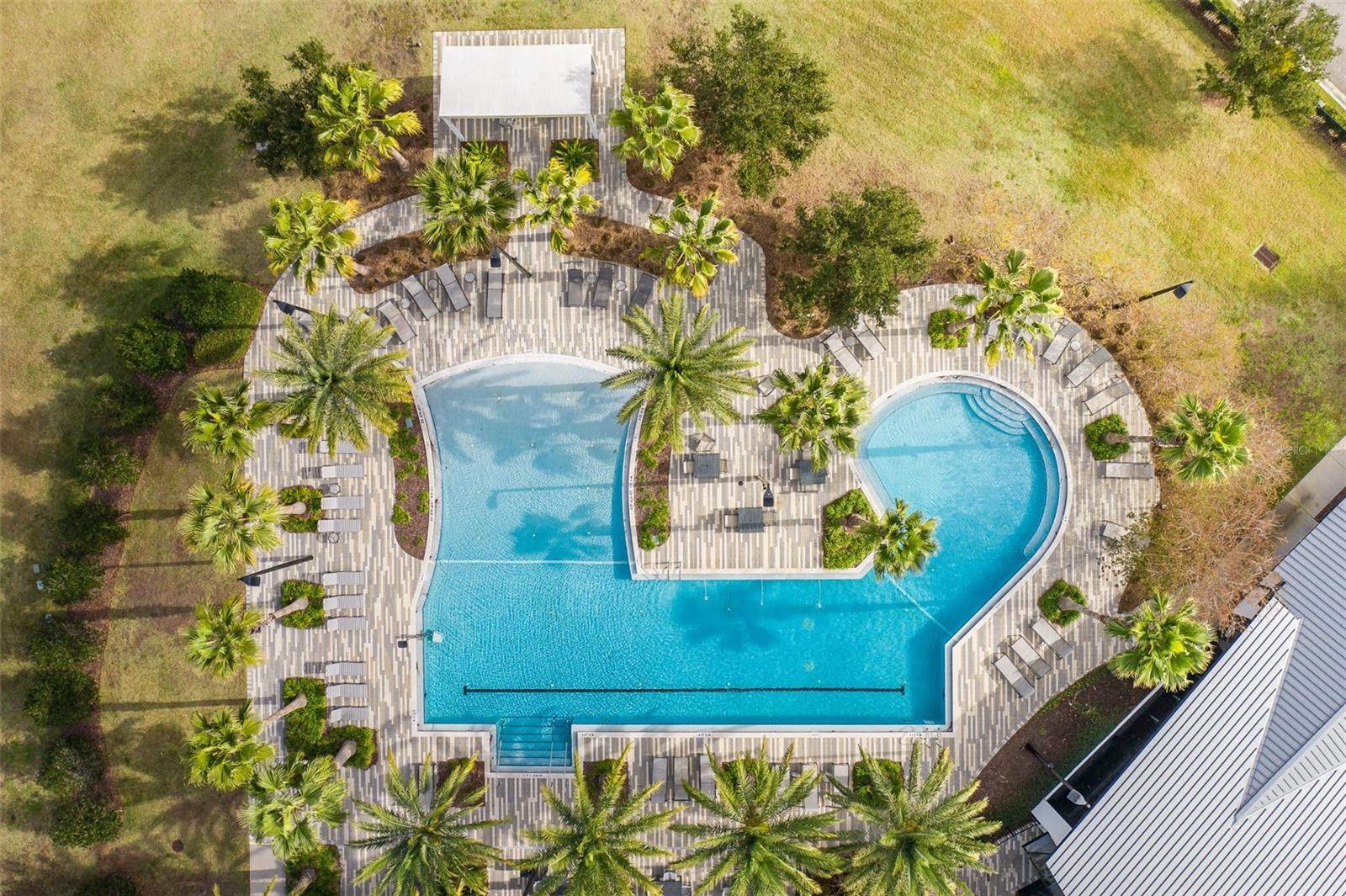 RESORT STYLE CLUBHOUSE POOL. FITNESS CENTER