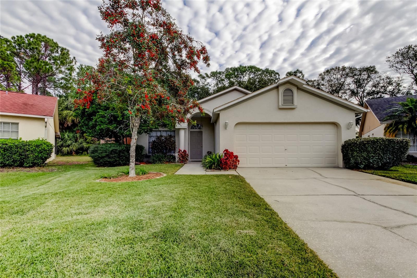 Beautiful, well kept home in the desirable West Chase Area of Tampa!