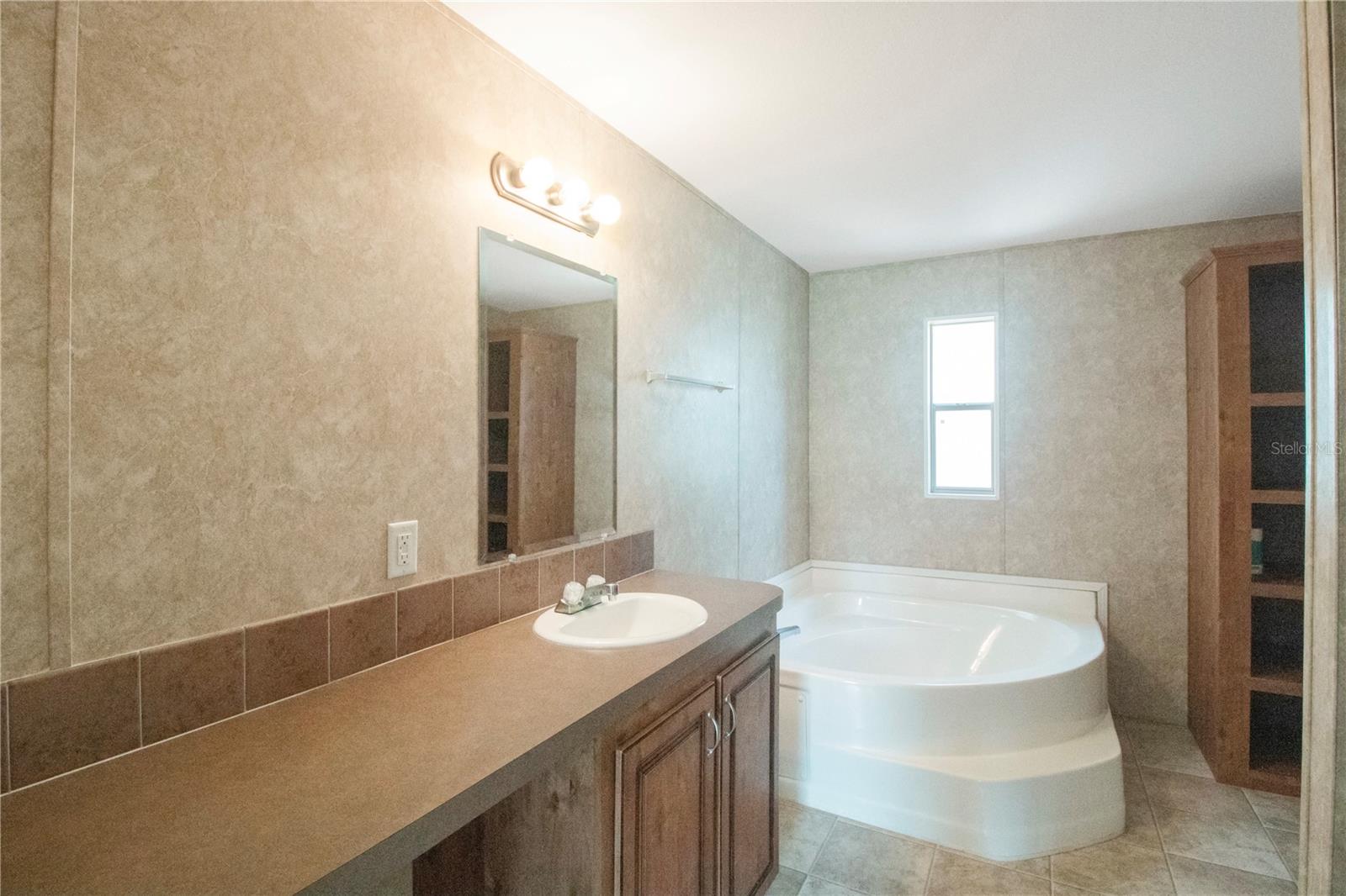 Master Bath with Garden Tub