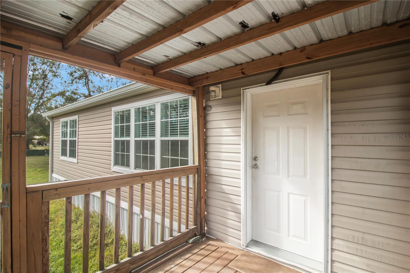 Front Entry Screen Porch