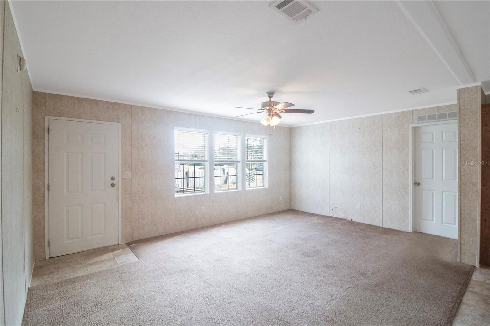 Family Room/Master Bed Entry