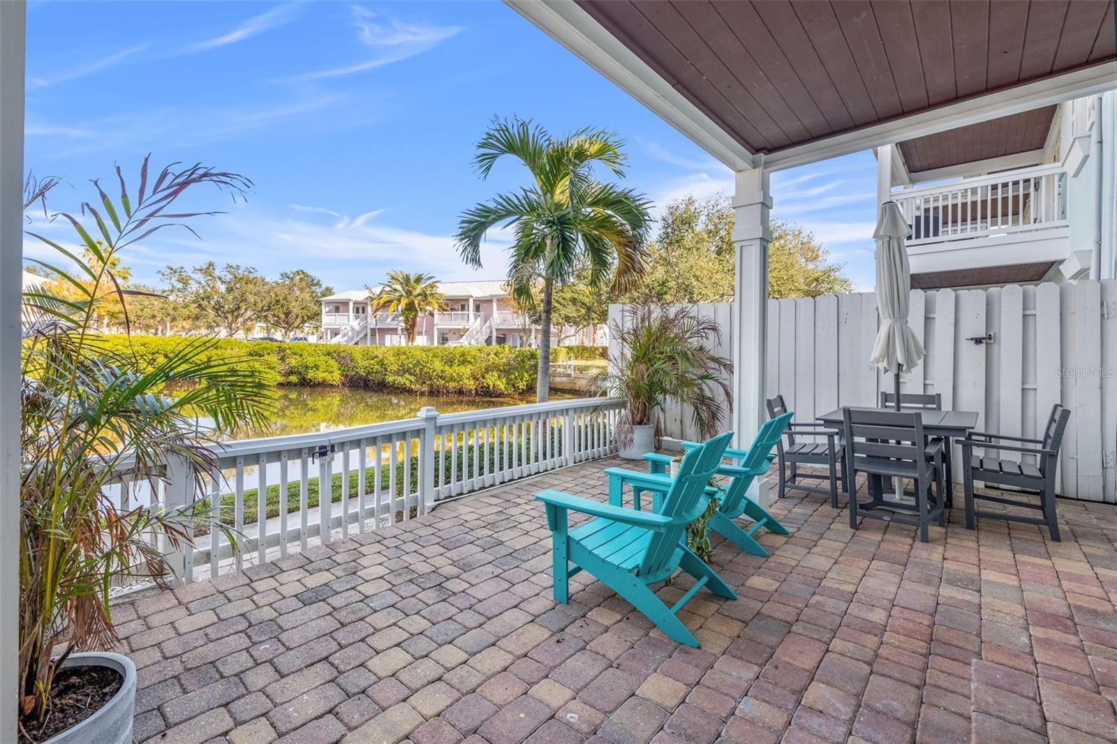 Spacious Back Deck