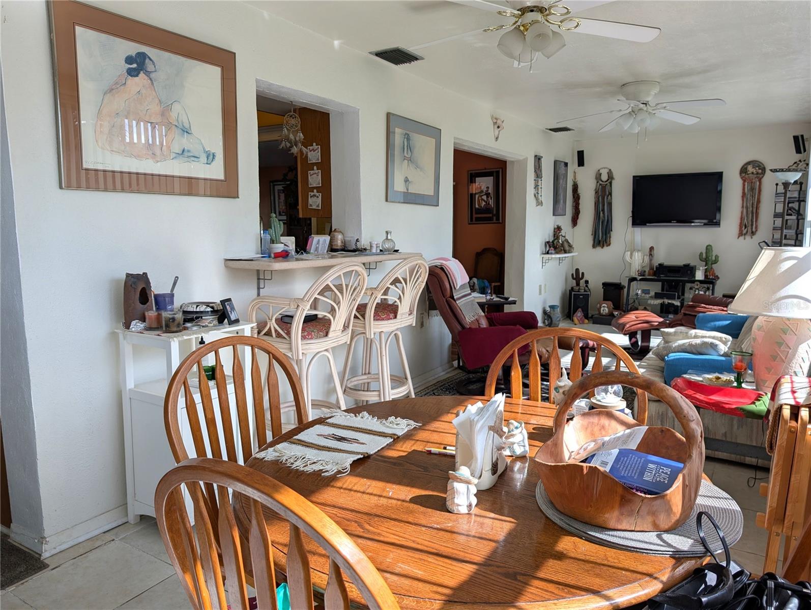 Spacious Florida Room