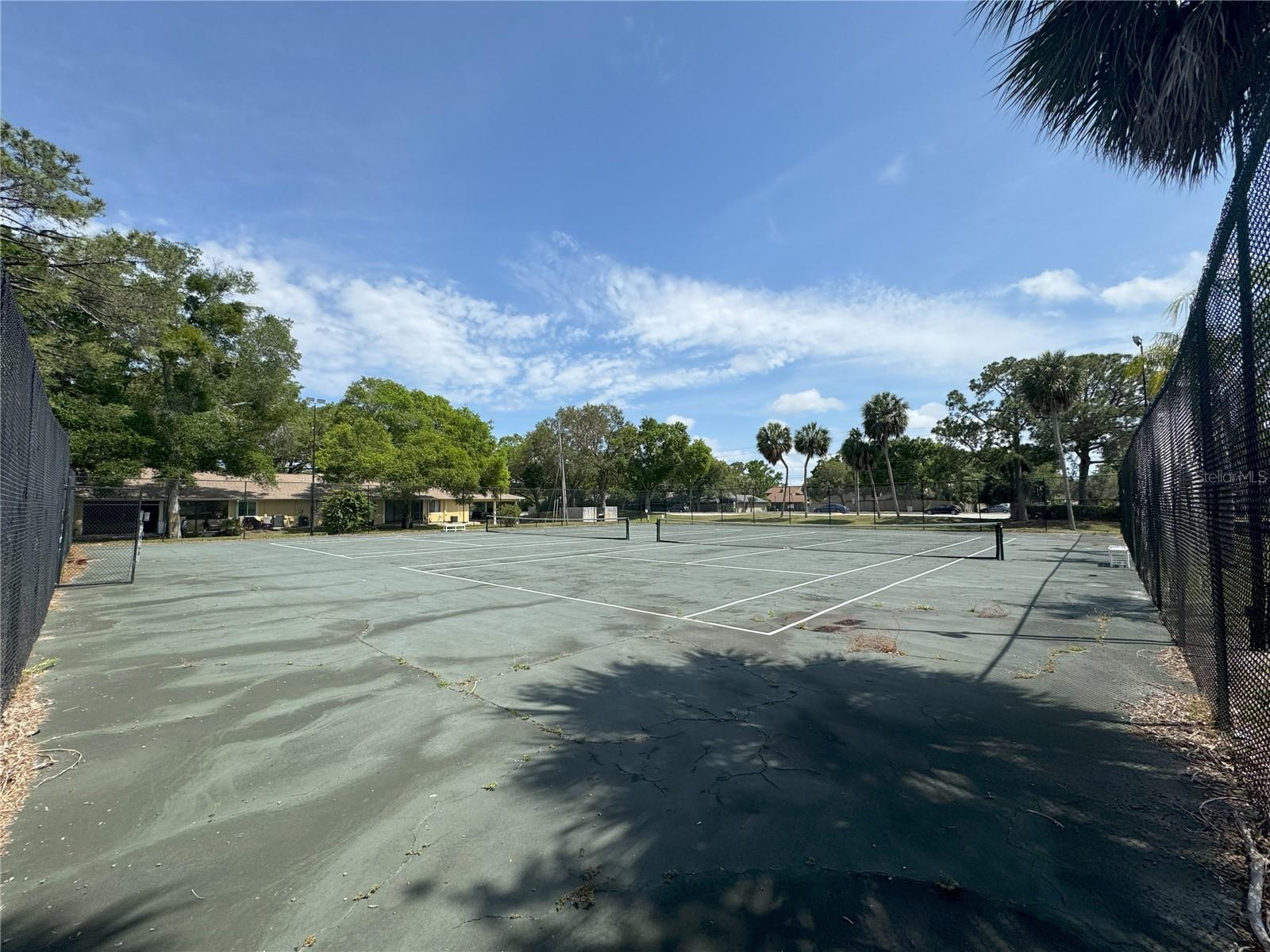 Community Tennis Courts