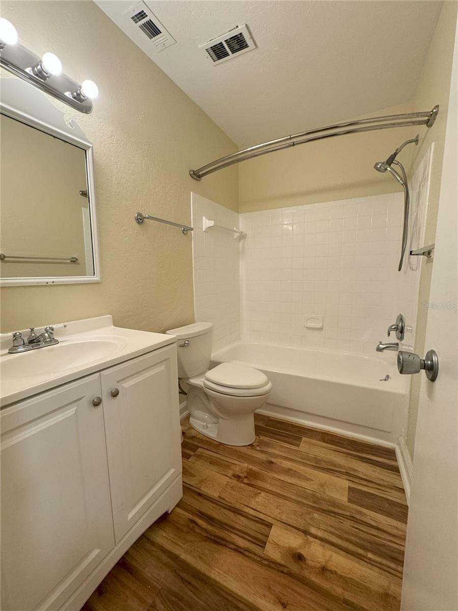 2nd Bathroom