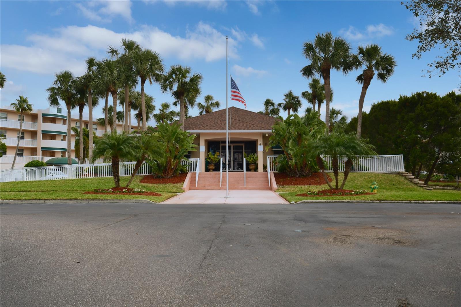 Entrance to clubhouse