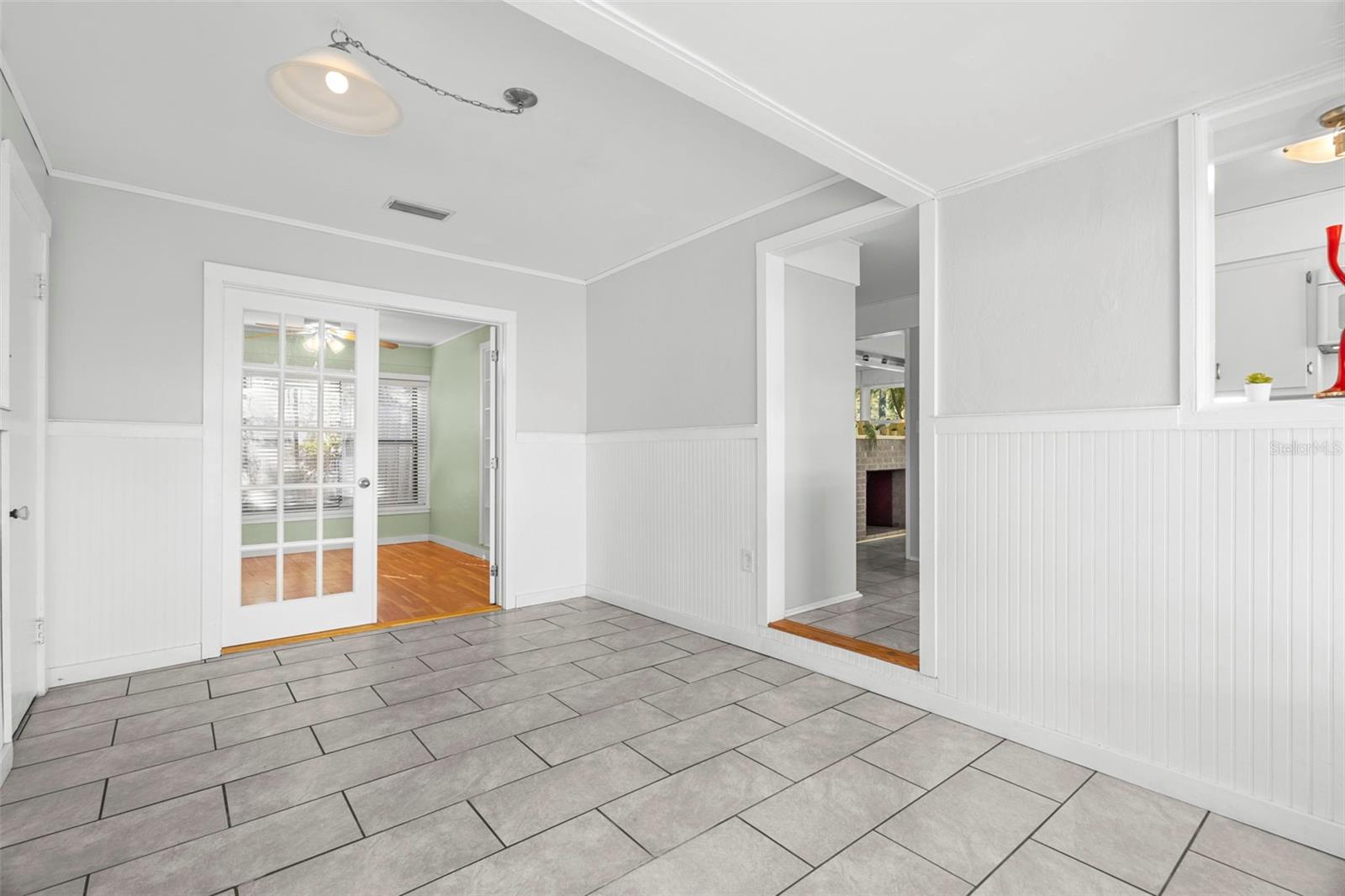 Dining room / Family Room