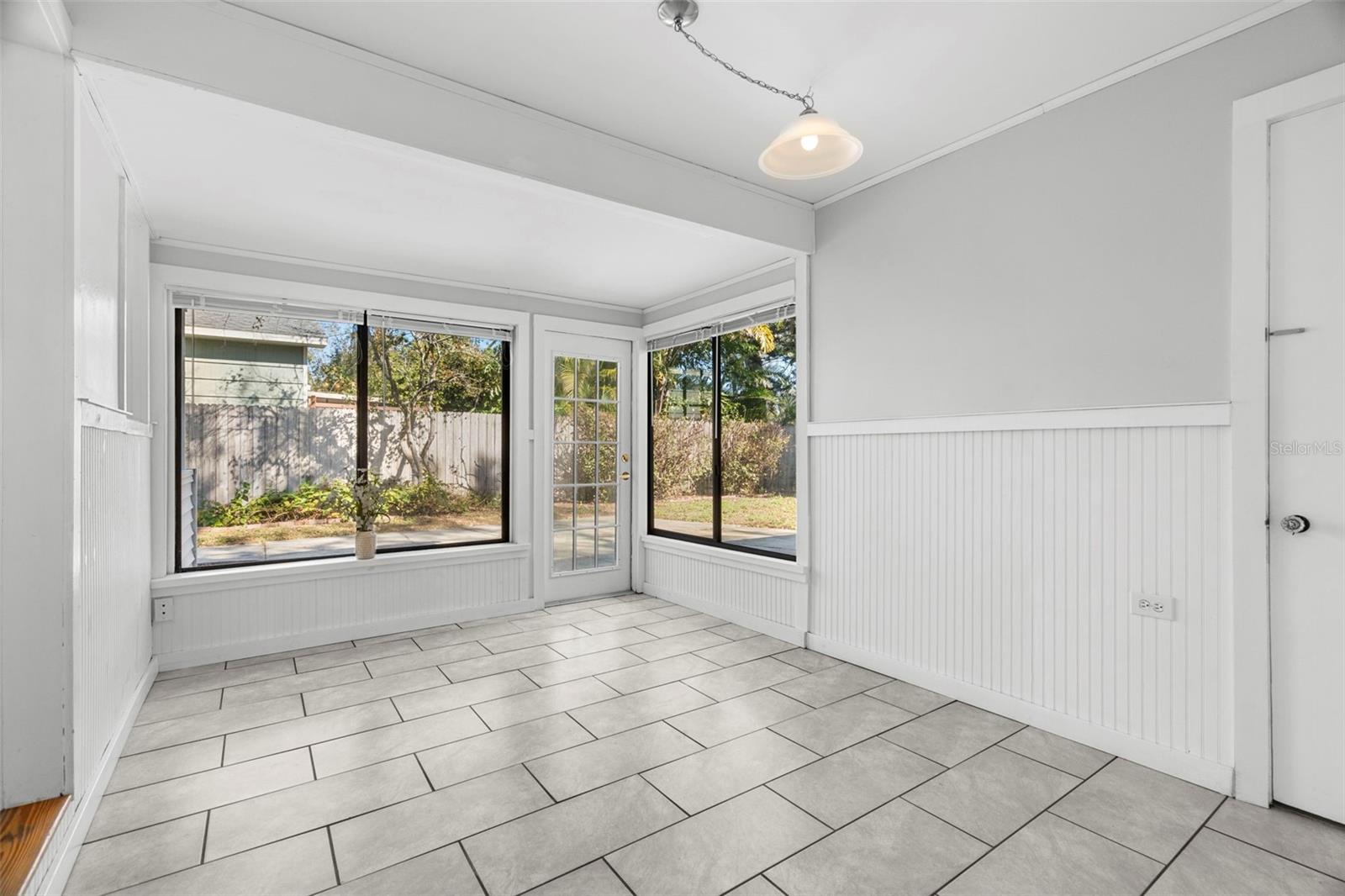 Dining room / Family Room