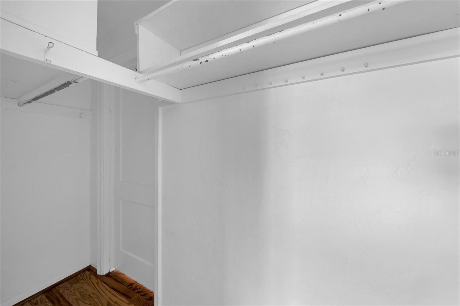 Closet-need wall to close an make into 2