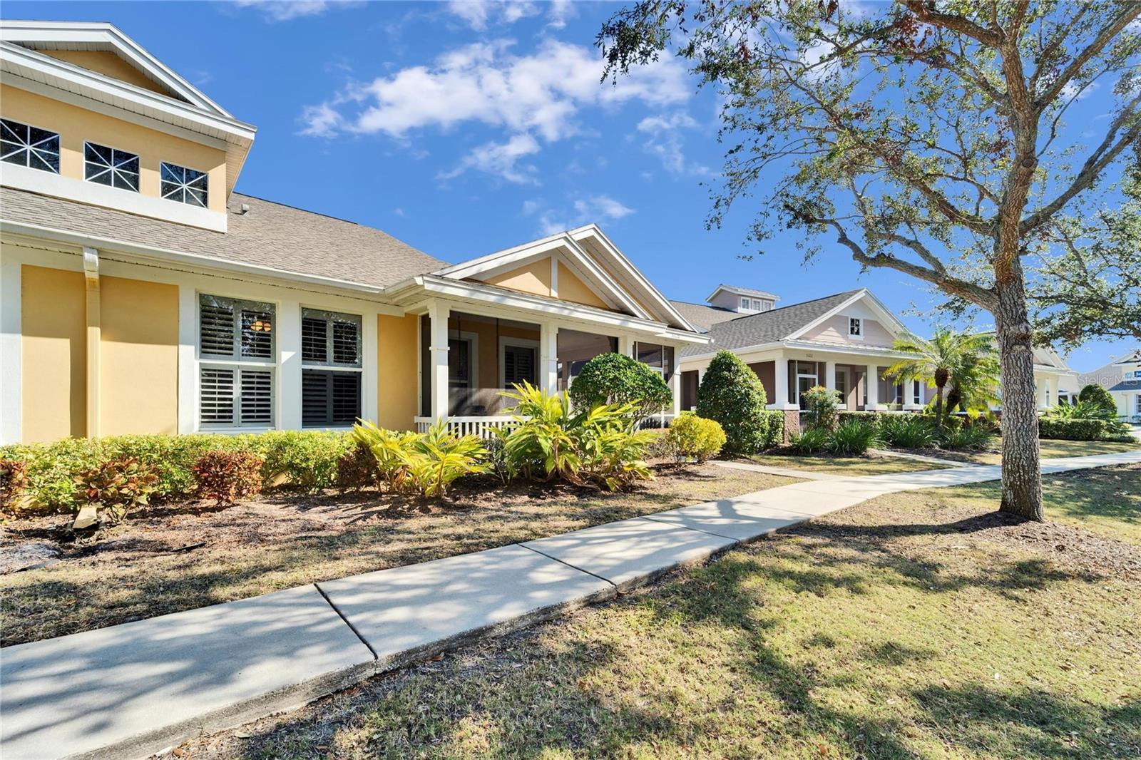 Exterior Front Walk