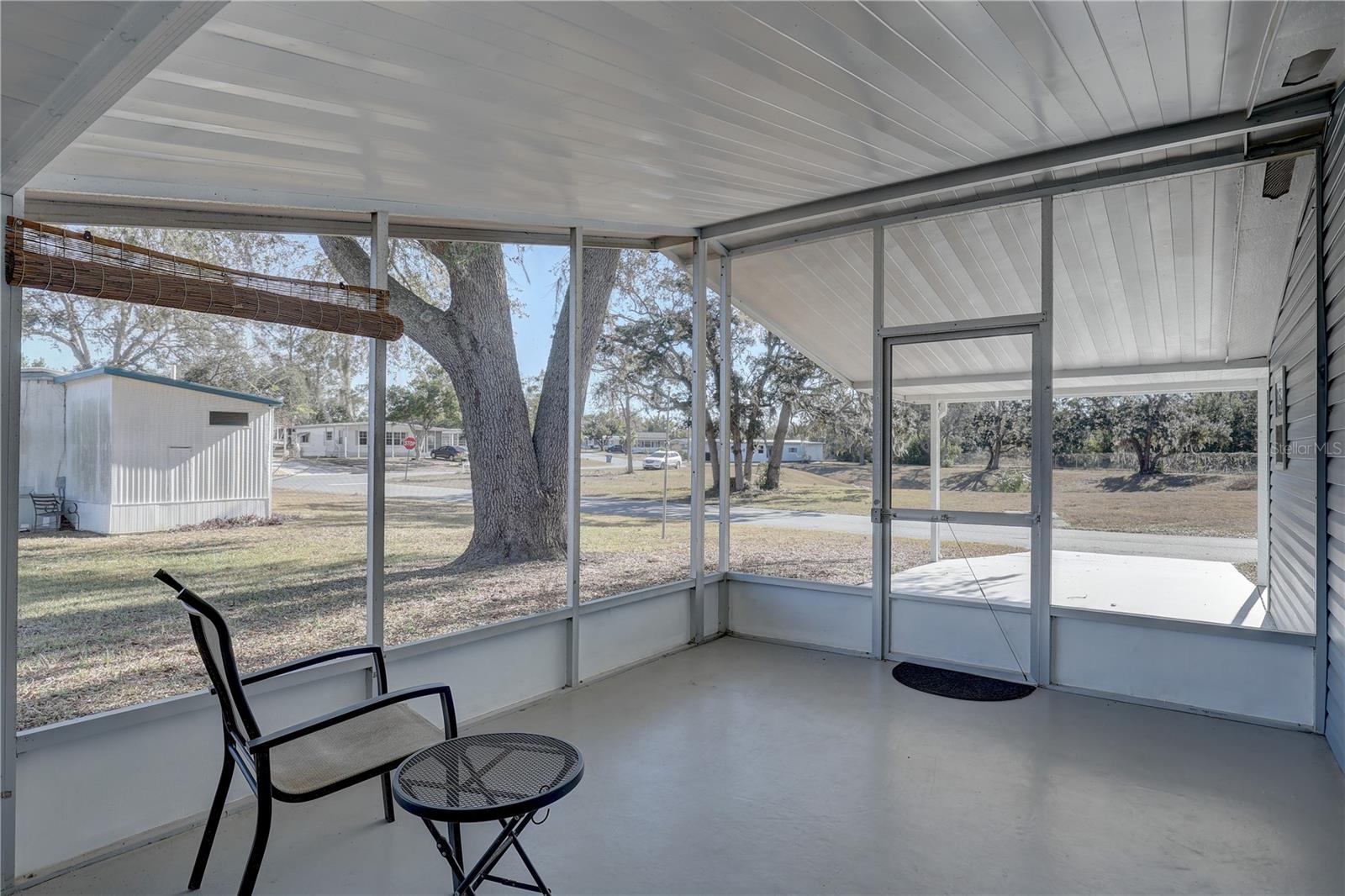 Covered screened-in porch