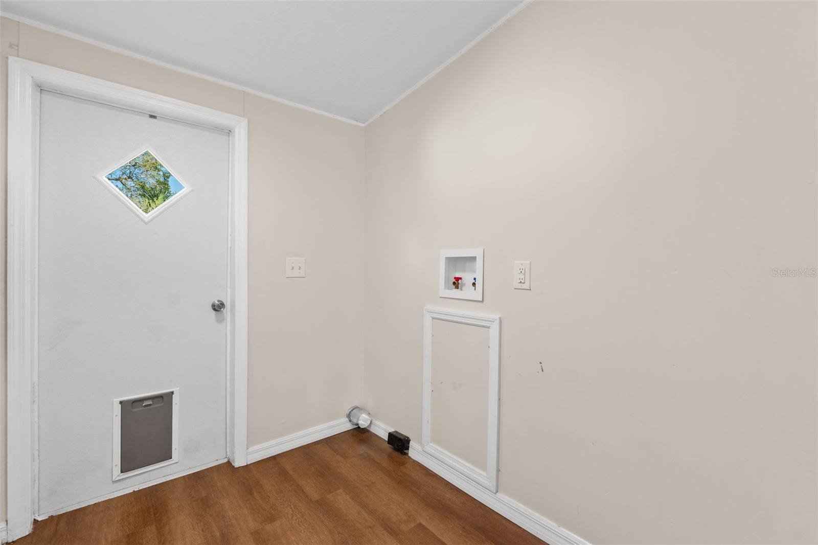 Indoor laundry room