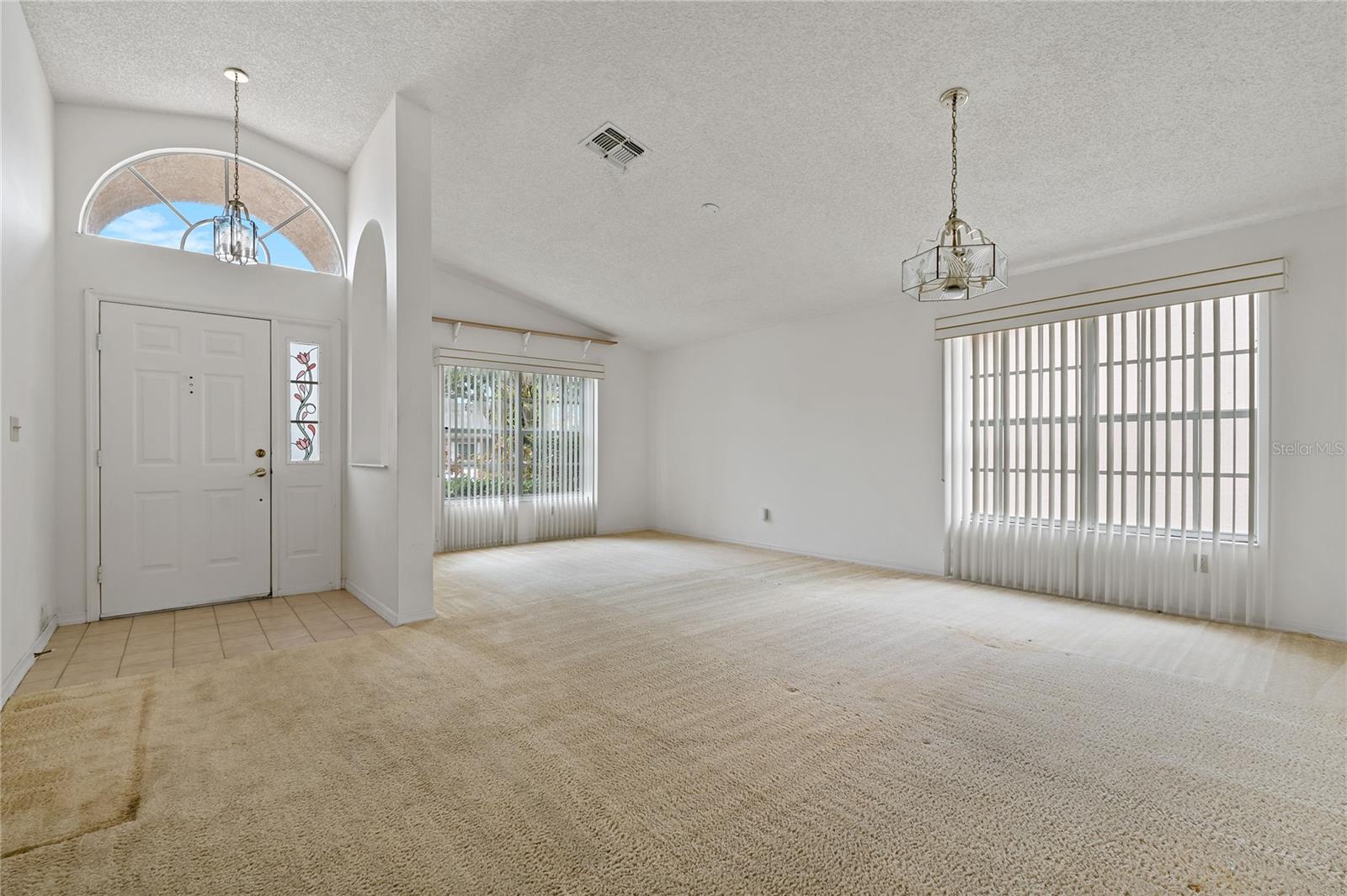 Living Room / Dining Room