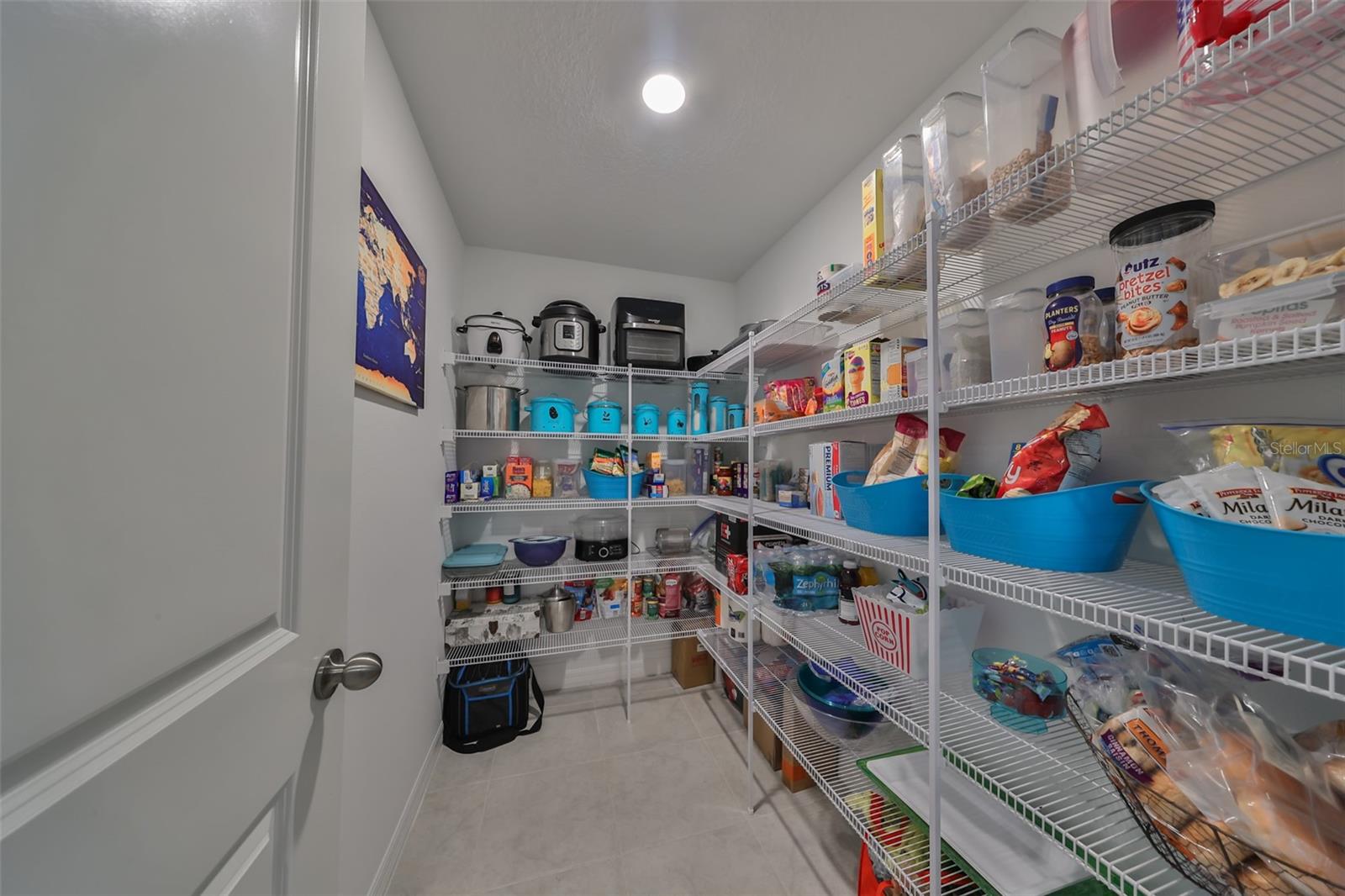 Walk-in pantry! Stock up!