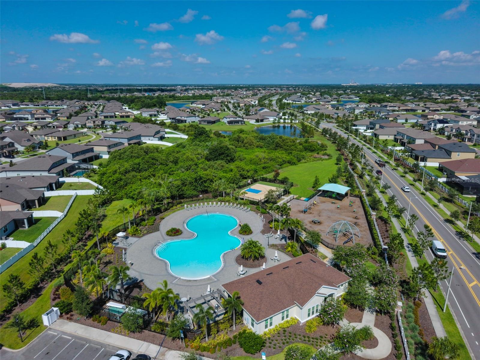 Community pool, playground, basketball and tot lot!