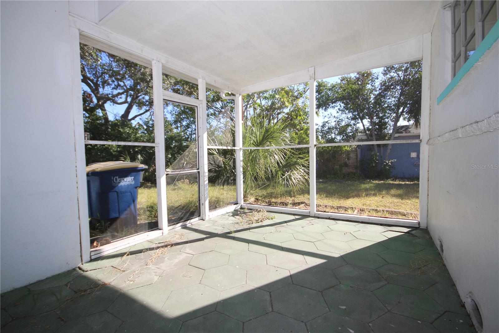 Screen Enclosed Back Porch