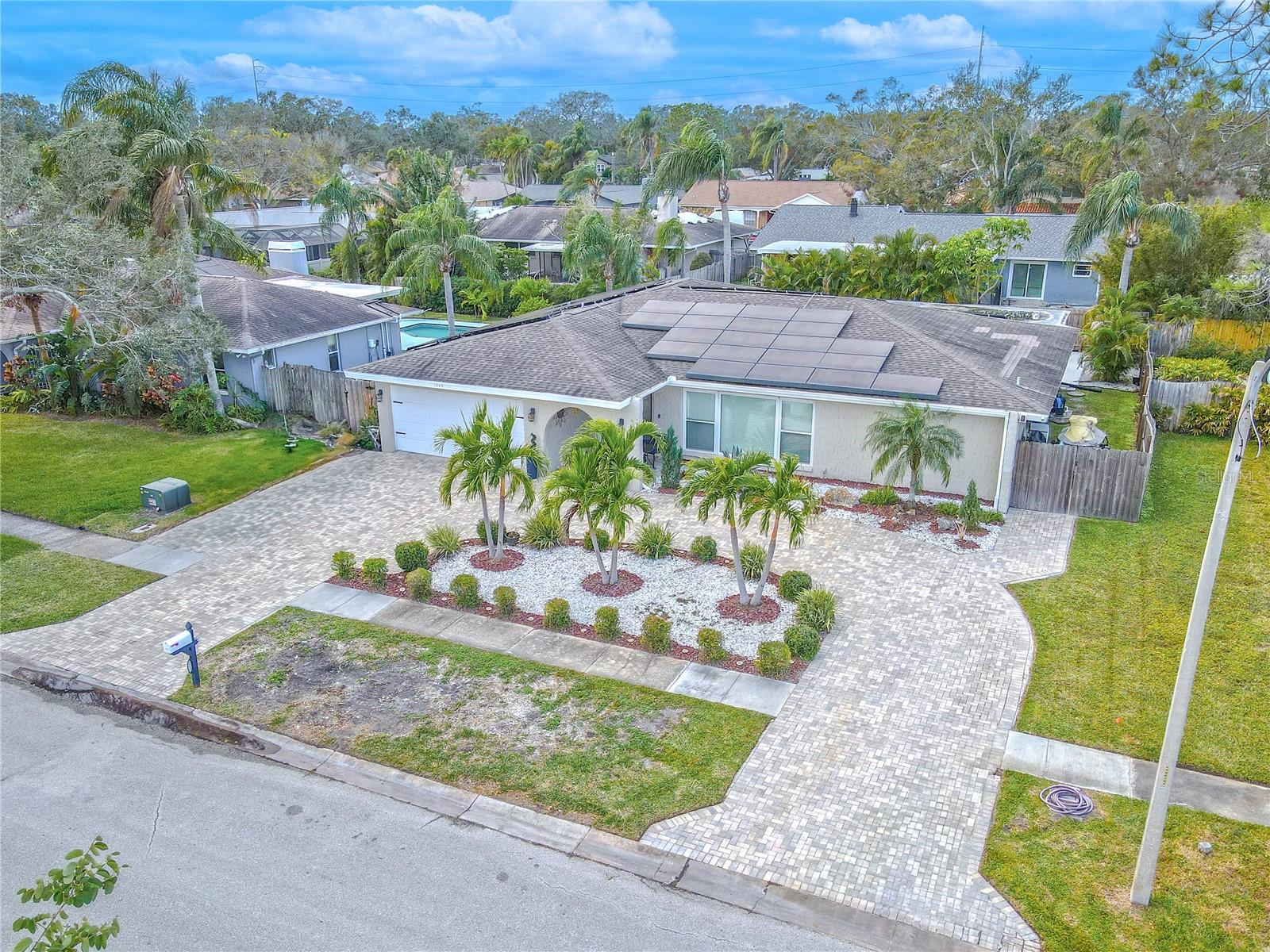 Plenty of parking for family and friends with the u-shaped driveway