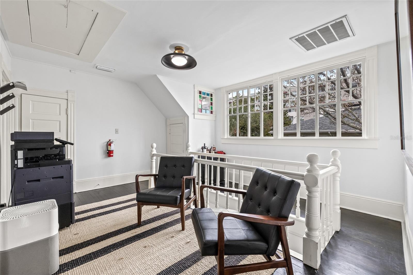 Sitting area at the top of the stairwell.