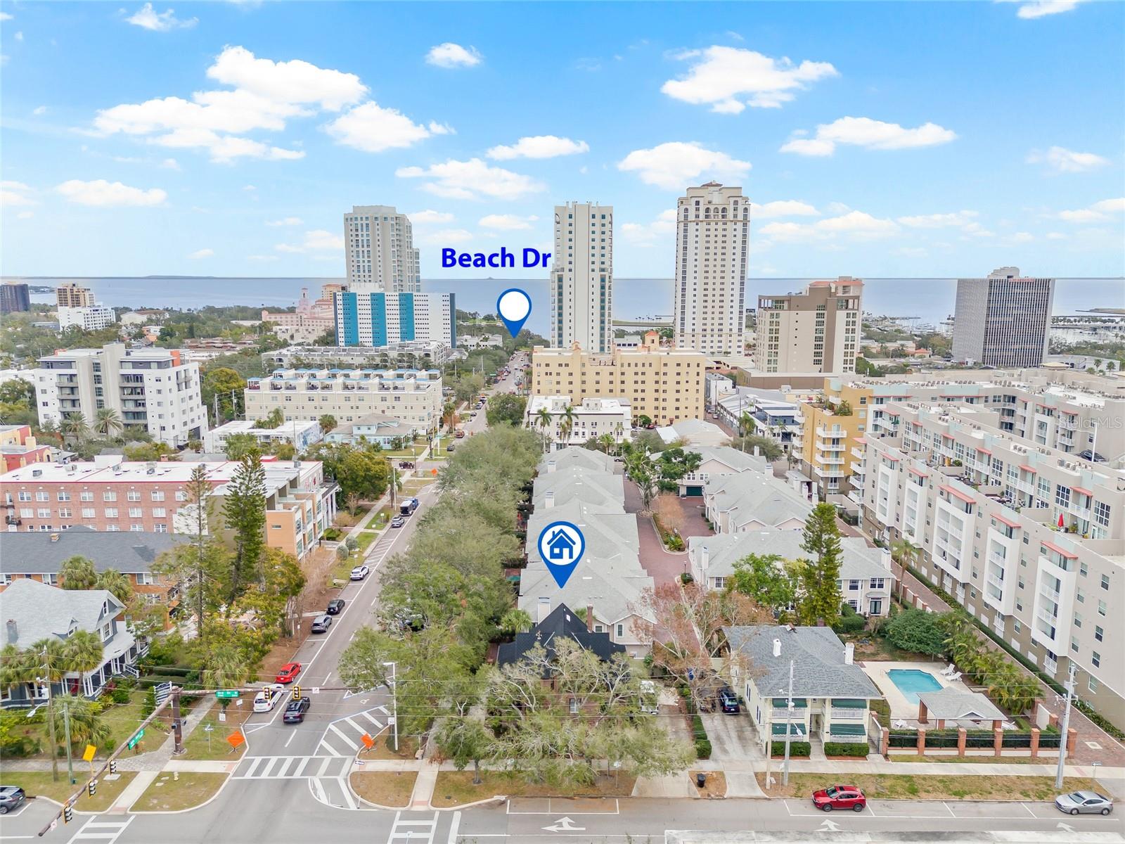 This property is steps from Beach Drive’s restaurants and shops, the St. Pete Pier, waterfront parks, museums, and more.