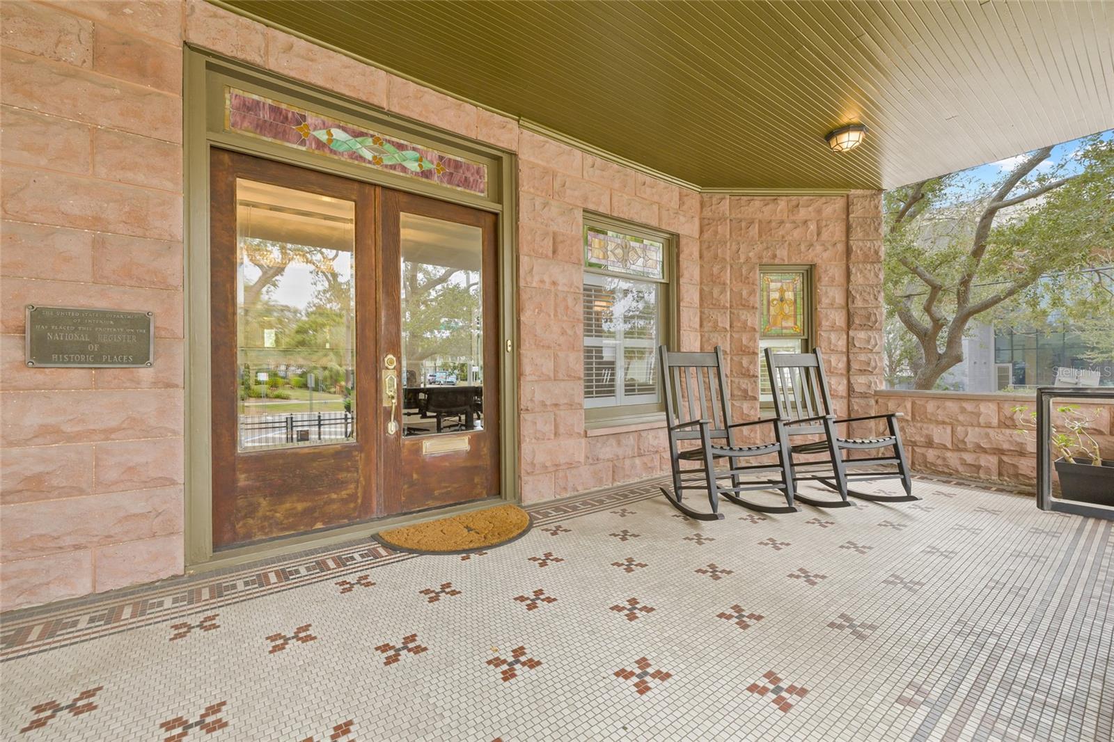 Generous-sized bungalow-style front porch.