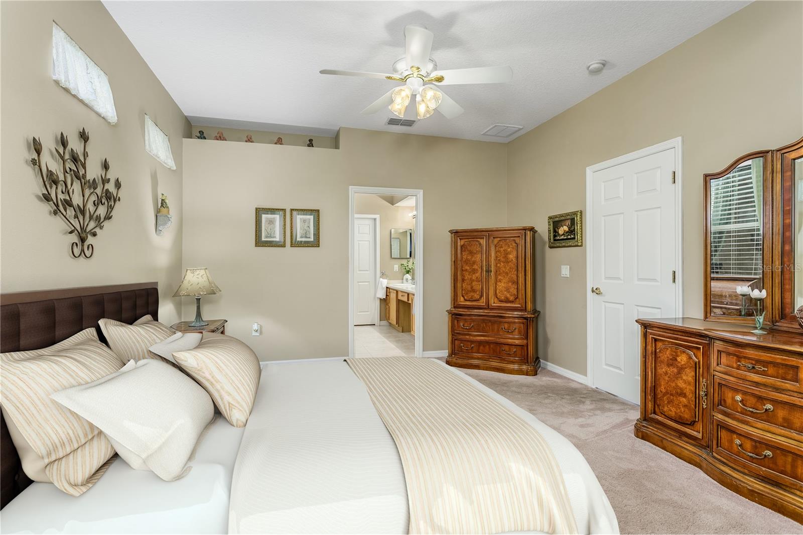 Masterbedroom