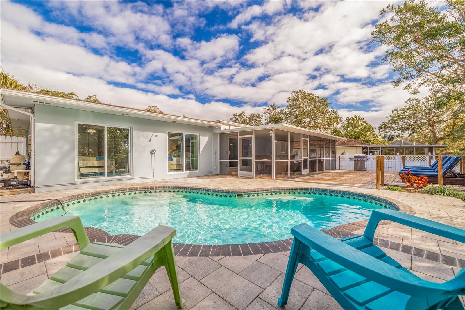 Sun chairs poolside!