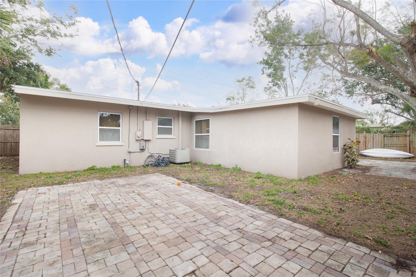 Great size backyard - the possibilities are endless!