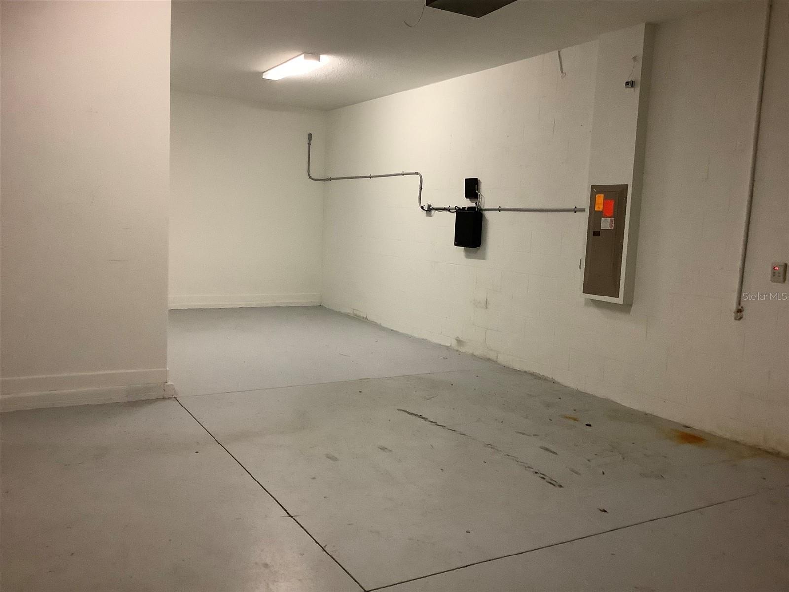 3rd space of 3-car garage
