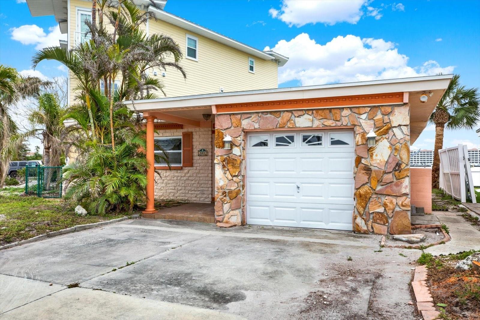 CHARMING BUNGALOW. STANDING STRONG WITH CBS STRUCTURE