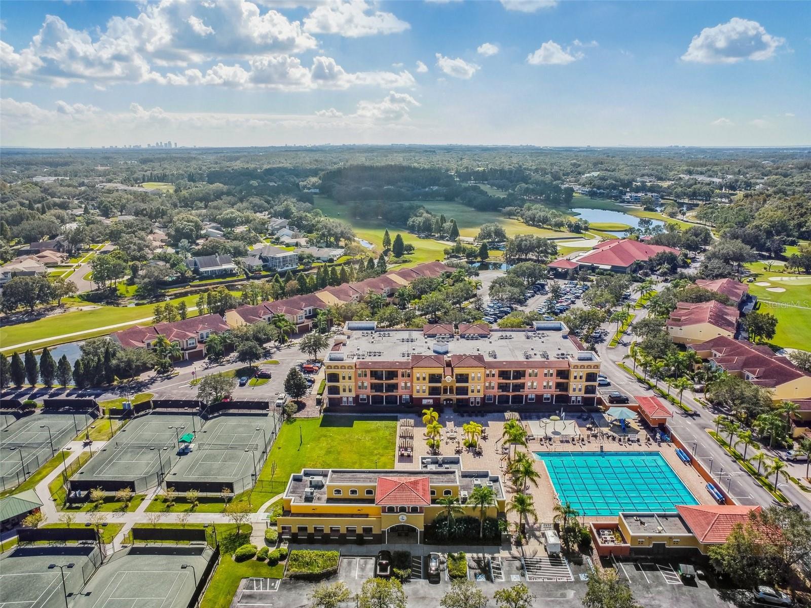 Carollwood Country clubfitness rennis.pool center