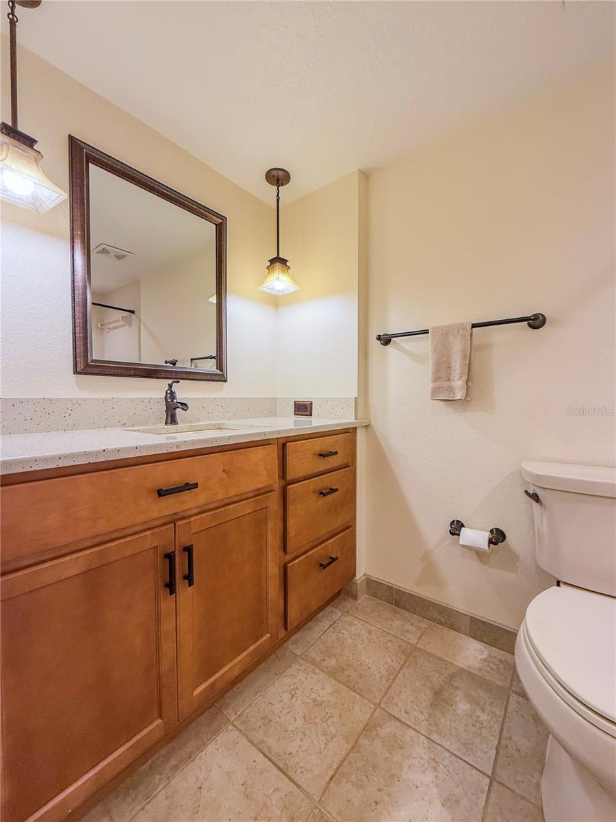 Guest full bathroom with modern updates