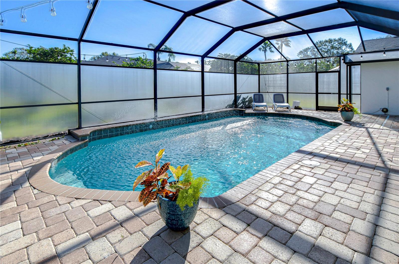 Gorgeous pool with pavered lanai!