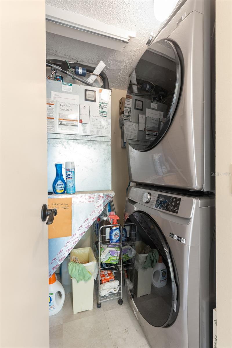 Full Size Washer Dryer