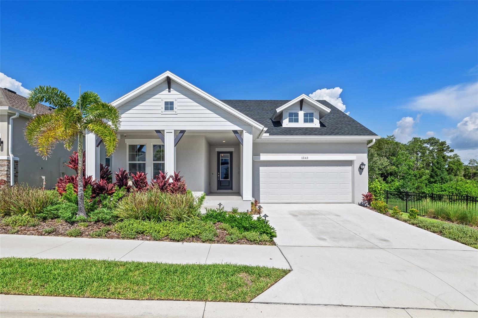 Beautiful Curb Appeal!