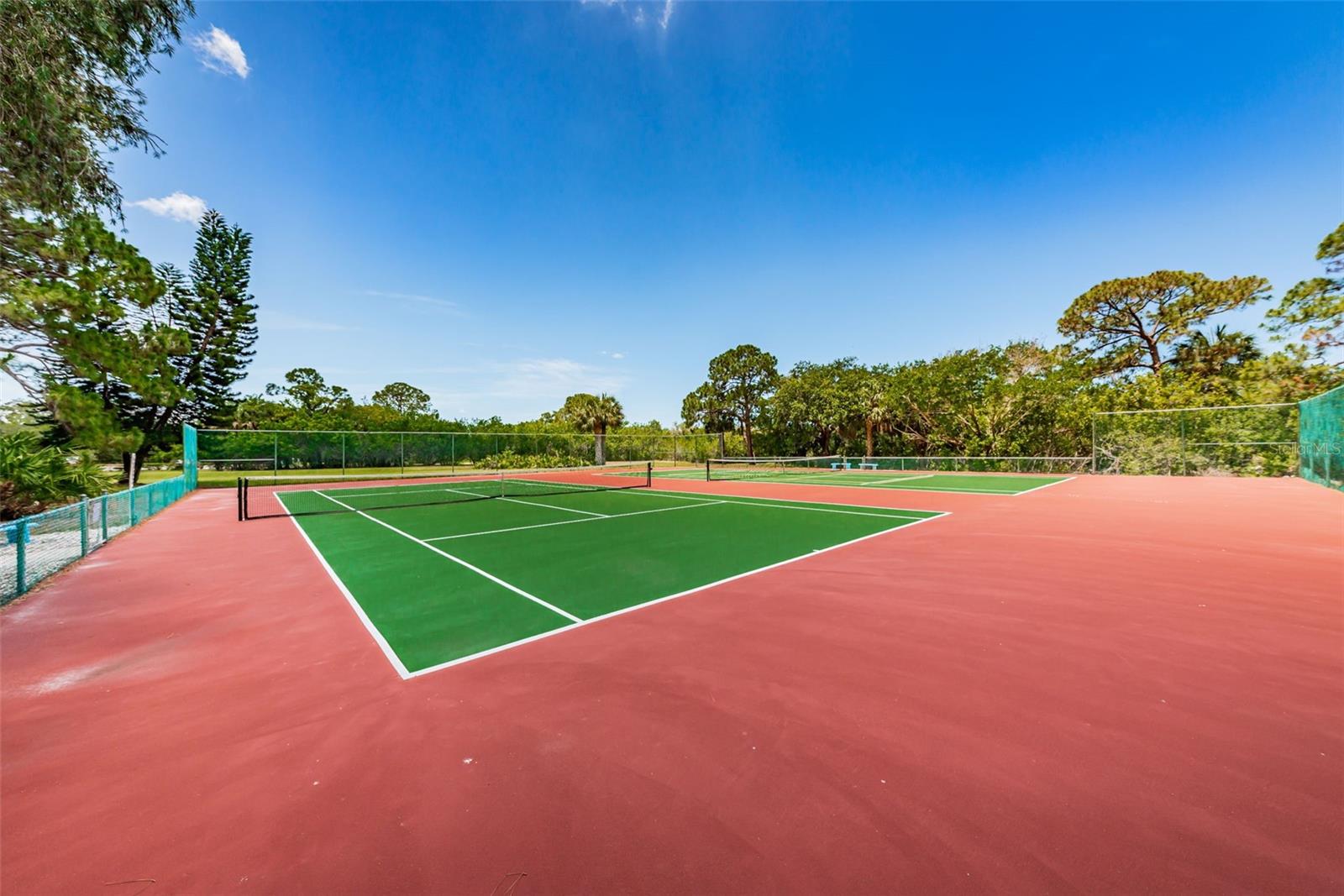 Pickleball and tennis courts