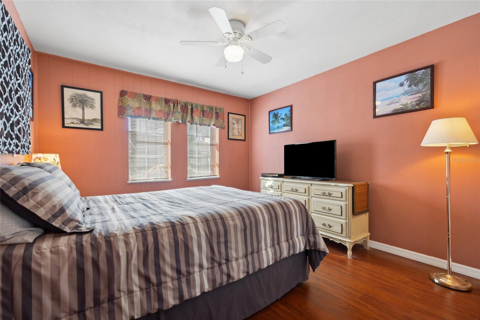 Guest bedroom