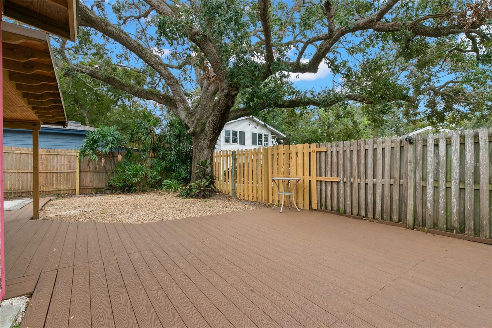 Expansive back yard for fun entertaining