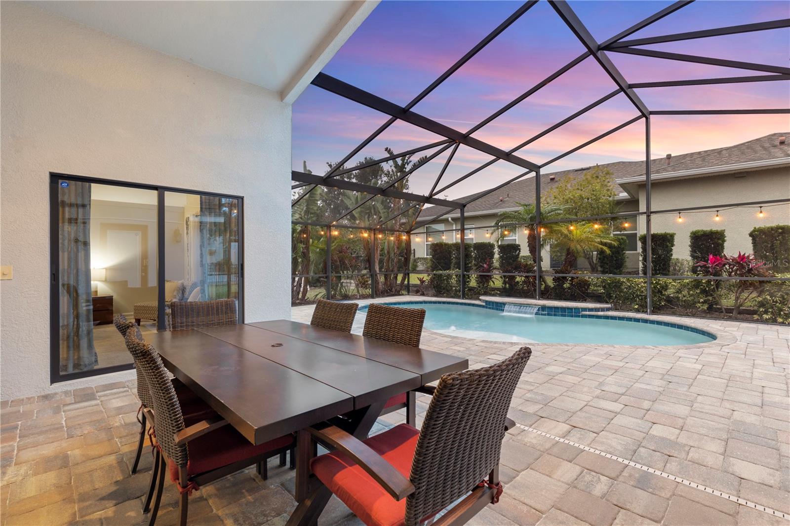 Lanai Dining Area