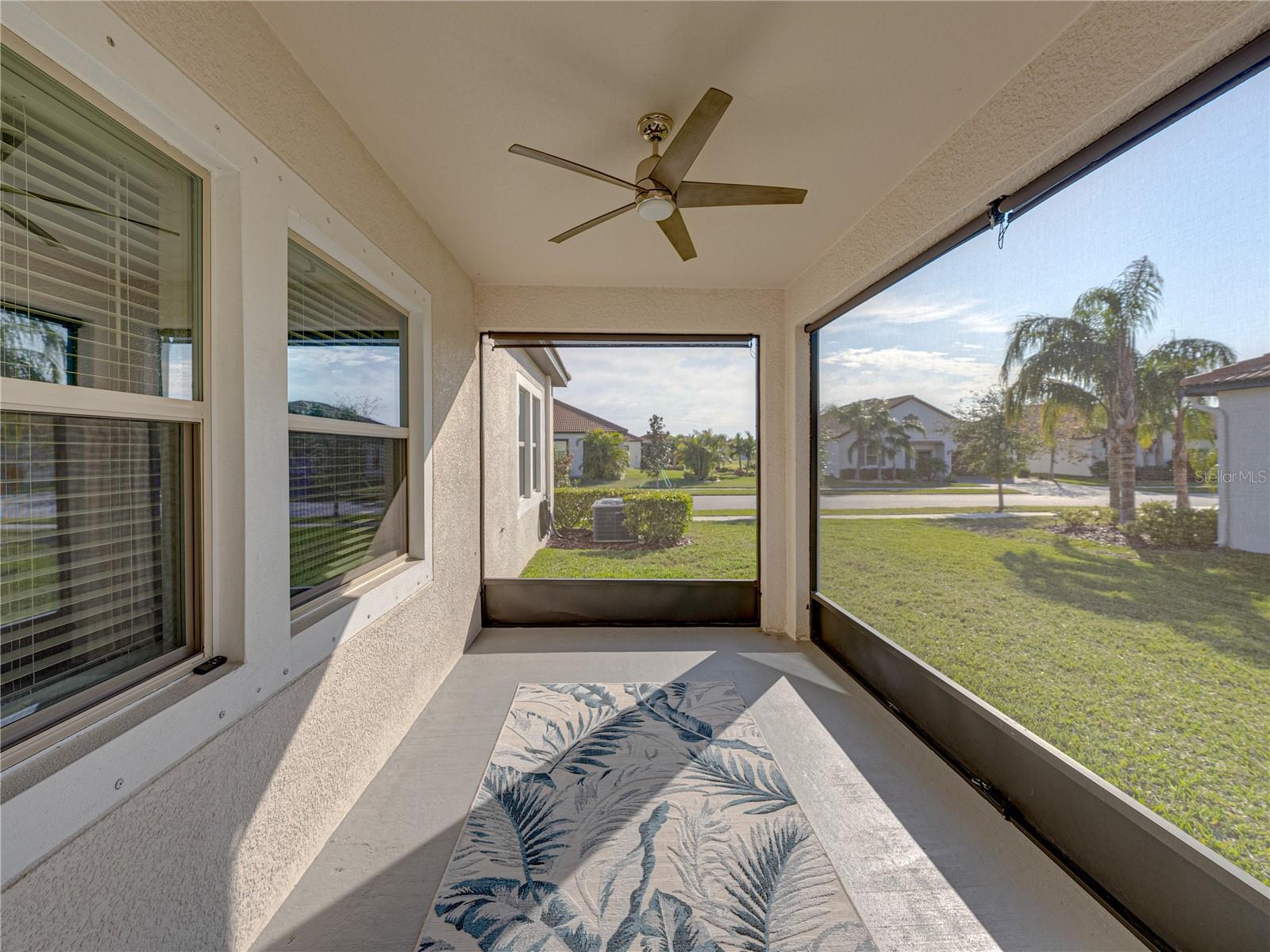 Peaceful Screened in Lanai