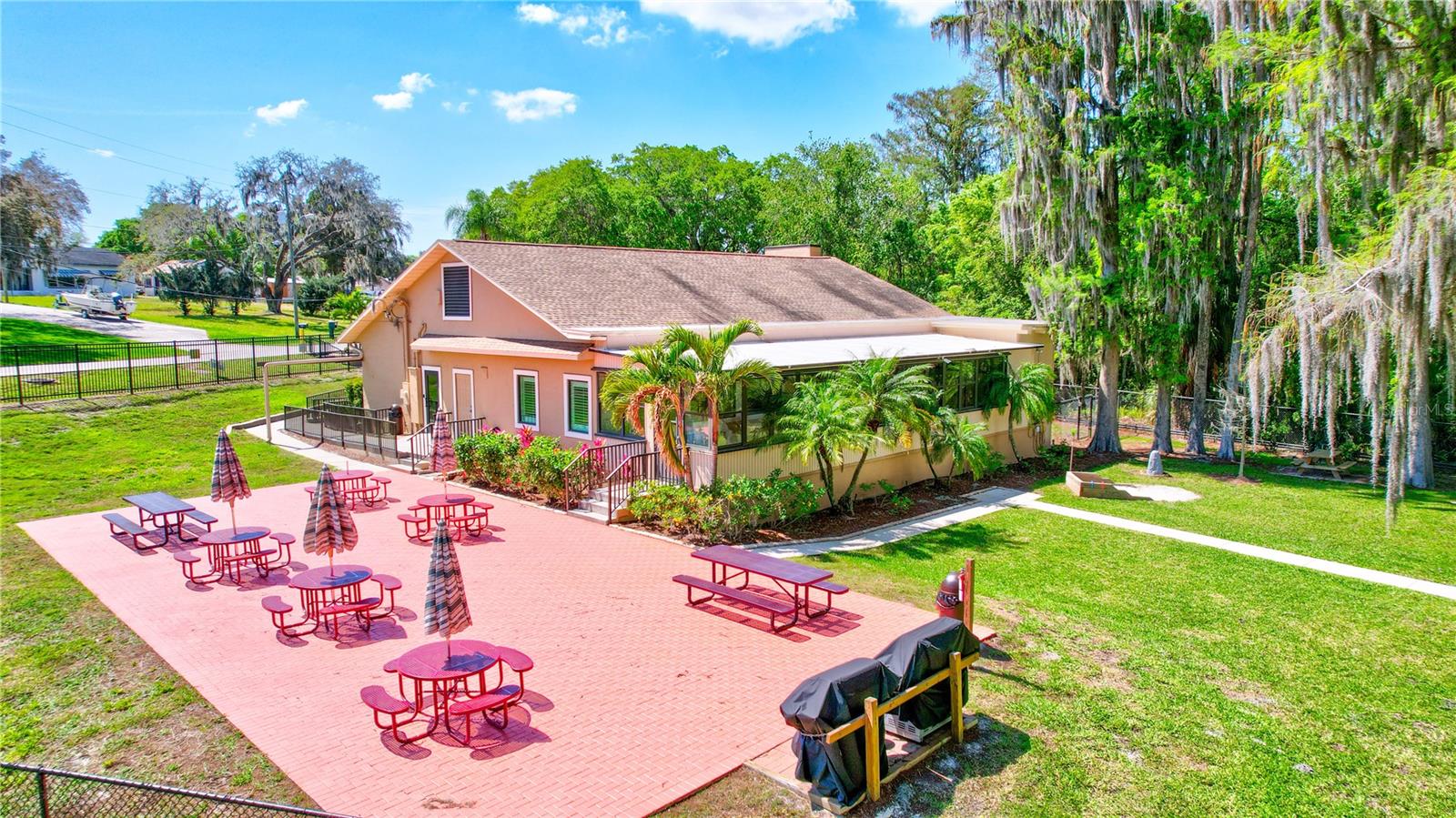 The lodge on the Lake