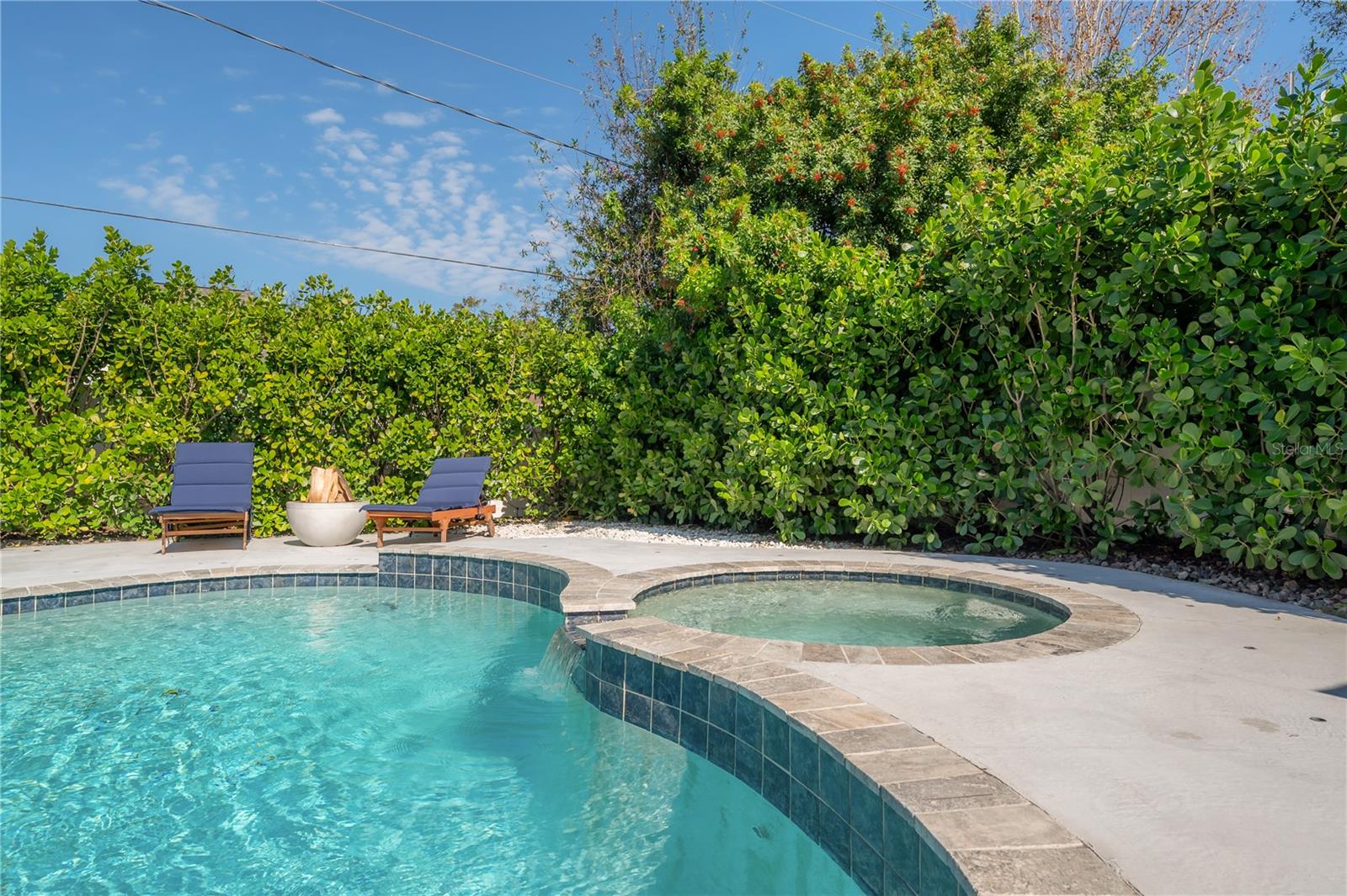 Pool Cabana & Half Bath